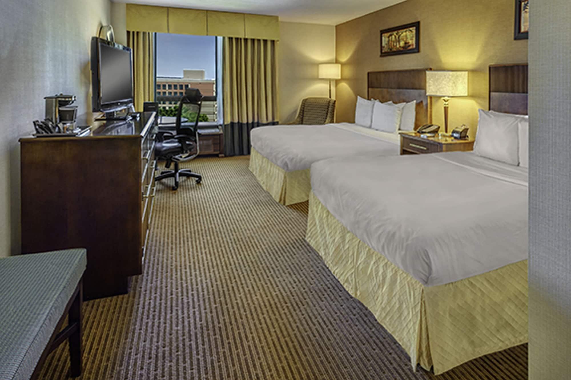 Готель Doubletree By Hilton Philadelphia Airport Екстер'єр фото
