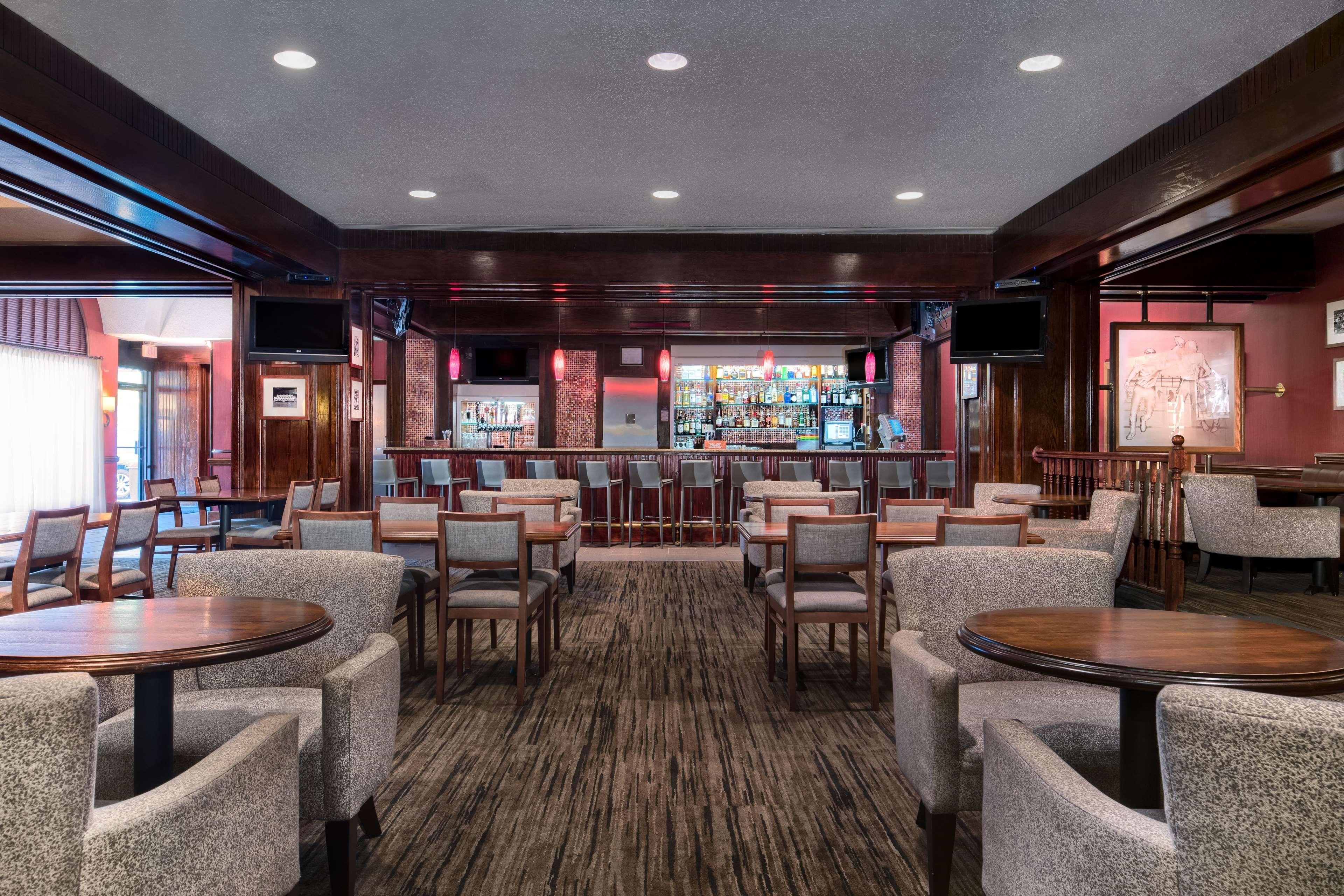Готель Doubletree By Hilton Philadelphia Airport Екстер'єр фото